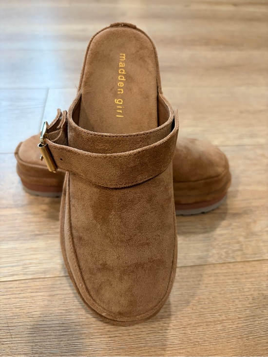 Madden Girl Shoes - Madden Girl Graham Cognac Faux Suede Clog Mules Buckle Platform Size 6.5